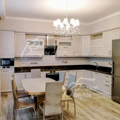 Белые Ветры: Дом в аренду, Кленовая Аллея КП · 300 м²