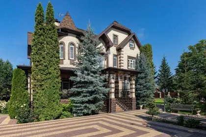 Метриум: Дом ID 10498, Успенское (Молоденово) · 805 м²