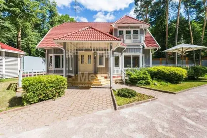 Метриум: Дом ID 10502, Серебряный бор · 2000 м²