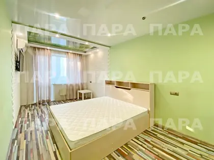 Пара: 1-к квартира 37 м 2 · 37 м²