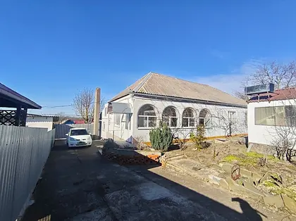 Высота: Краснодарский край, р-н Крымский, с. Фадеево, ул. Фадеева, д. 11 · 158,4 м²