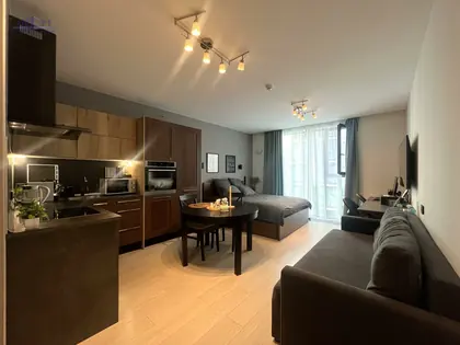 Ленстроймонолит: 37,5 м² · 5/8 эт. · Площадь Александра Невского