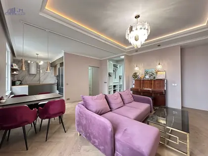 Ленстроймонолит: 4-комн. · 105,1 м² · 10/19 эт. · Улица Дыбенко