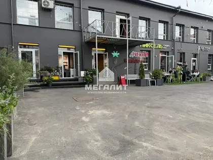Мегалит: коммерческое · 85 м² · 1/2 эт. · Кремлёвская