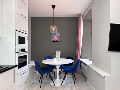 NEWдвижимость: 4-комн. · 81 м² · 5/6 эт. · Горьковская
