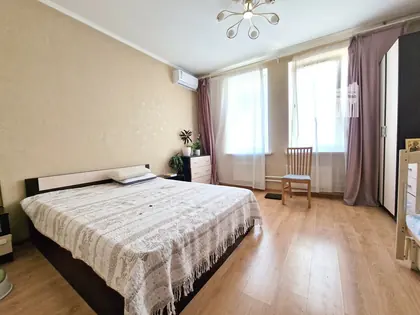 Седьмое небо: 3-комн. · 83 м² · 9/15 эт. · Фонвизинская
