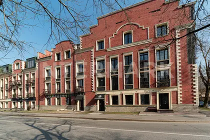 Intermark Real Estate: коммерческое · 60 м² · 4/4 эт. · Красносельская