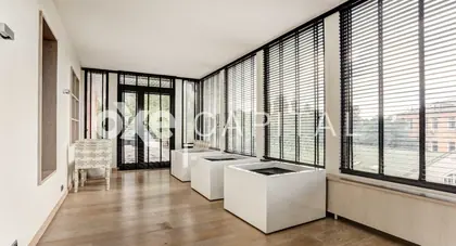 Oxe Capital: 4-комн. · 710 м² · 4/4 эт. · Пролетарская