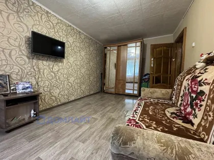 Домлайт: 3-комн. · 63,5 м² · 2/5 эт. · Безымянка