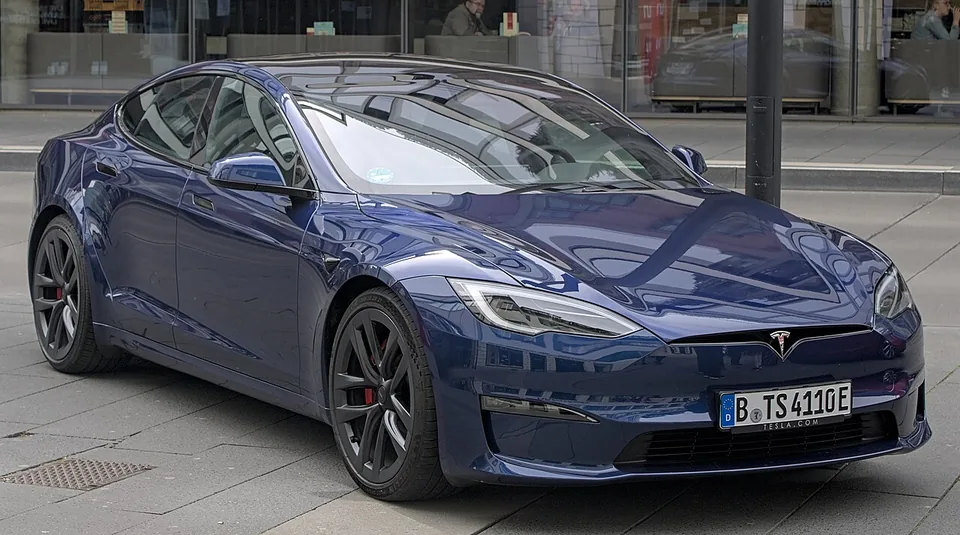 Tesla Model S Plaid