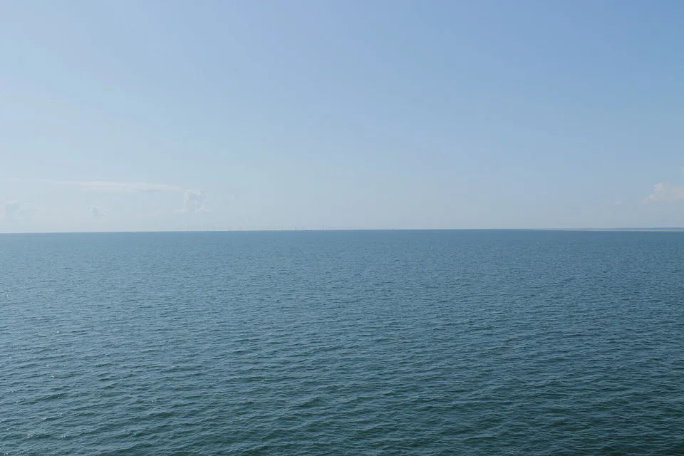 Горизонт над морем