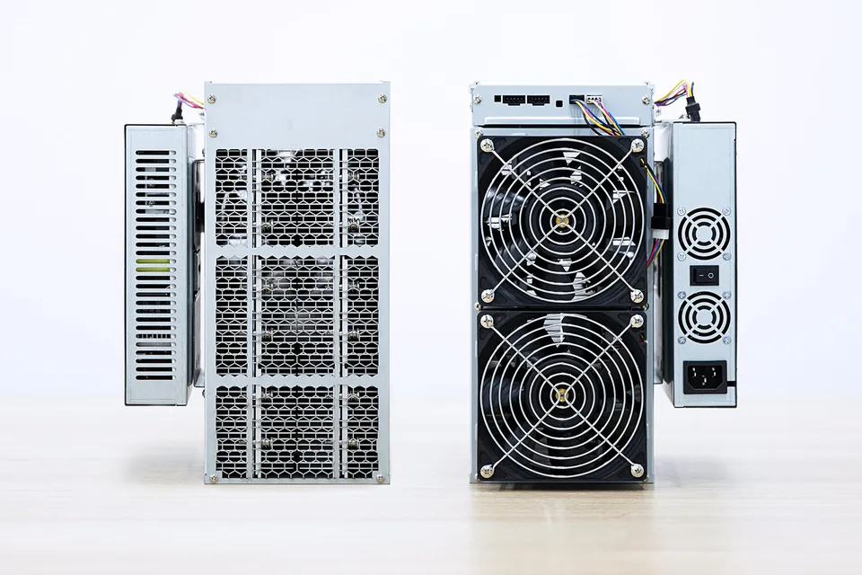 Промышленные ASIC-майнеры