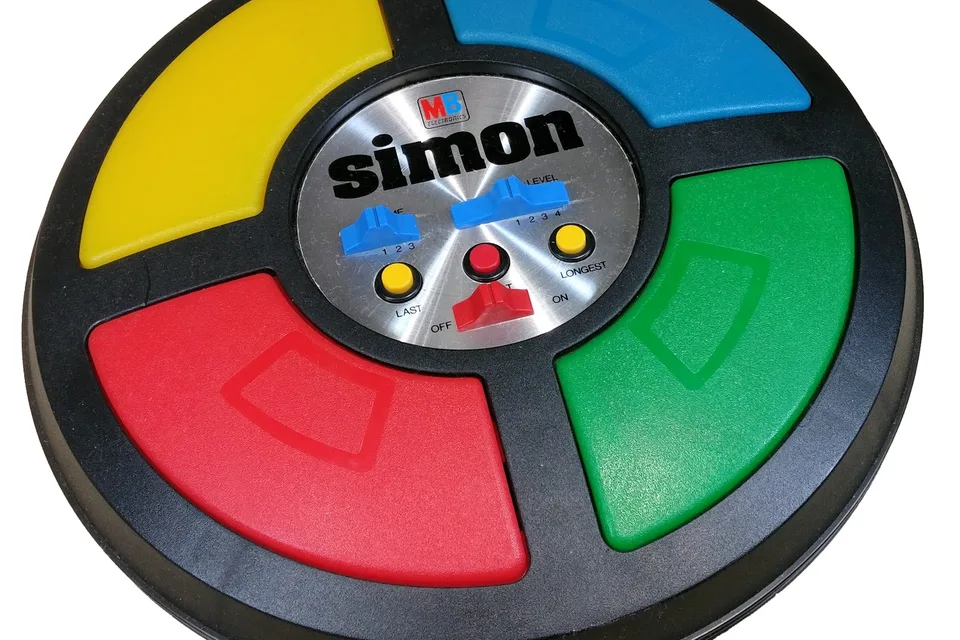 Электронная игра Simon