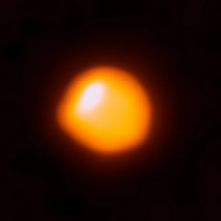 Бетельгейзе глазами ALMA