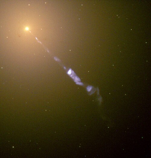Чёрная дыра M87*