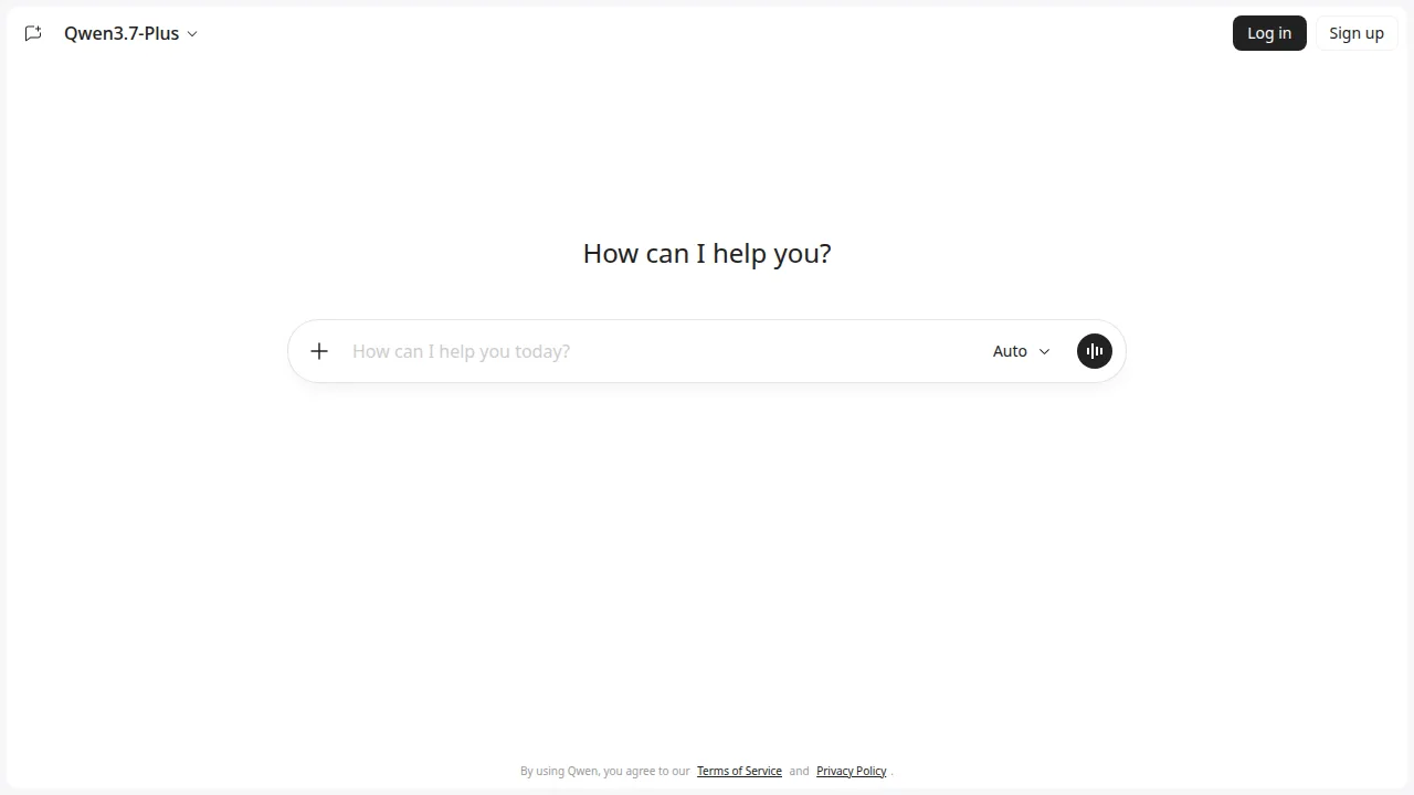 Чат Qwen: поле How can I help you и модель Qwen3.7-Plus