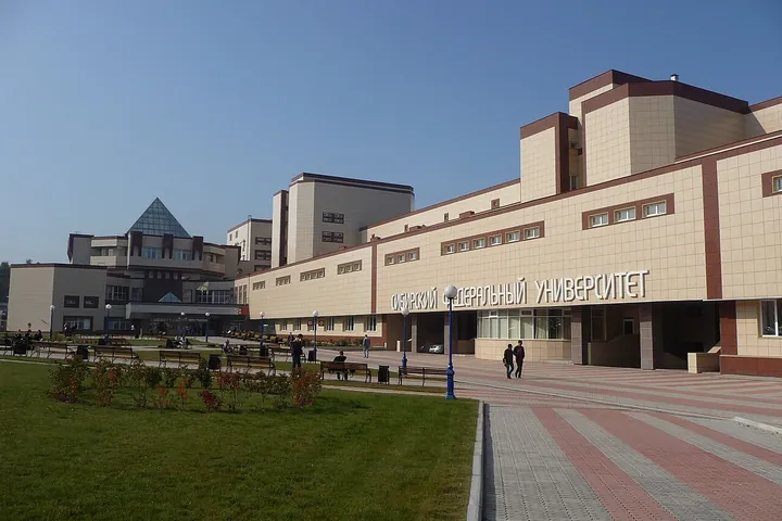 Главный корпус: Сибирский федеральный университет
