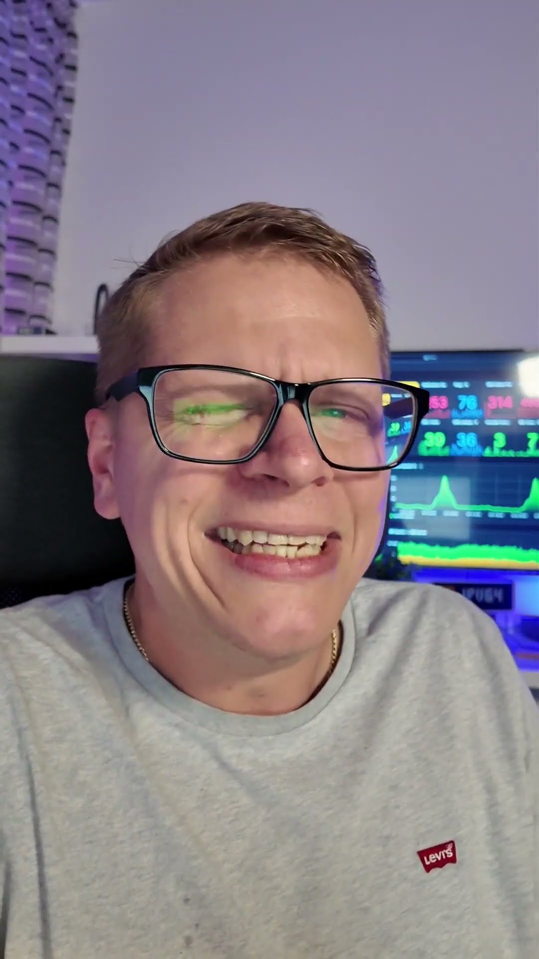 Macht regelmäßig Mailcow Updates
