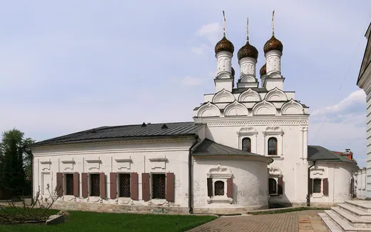 Храм Николая Чудотворца в Голутвине