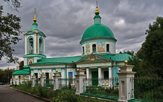 Храм Живоначальной Троицы на Воробьёвых горах