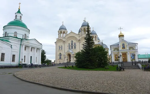 Николаевский монастырь