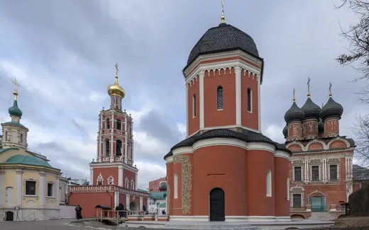 Высоко-Петровский монастырь